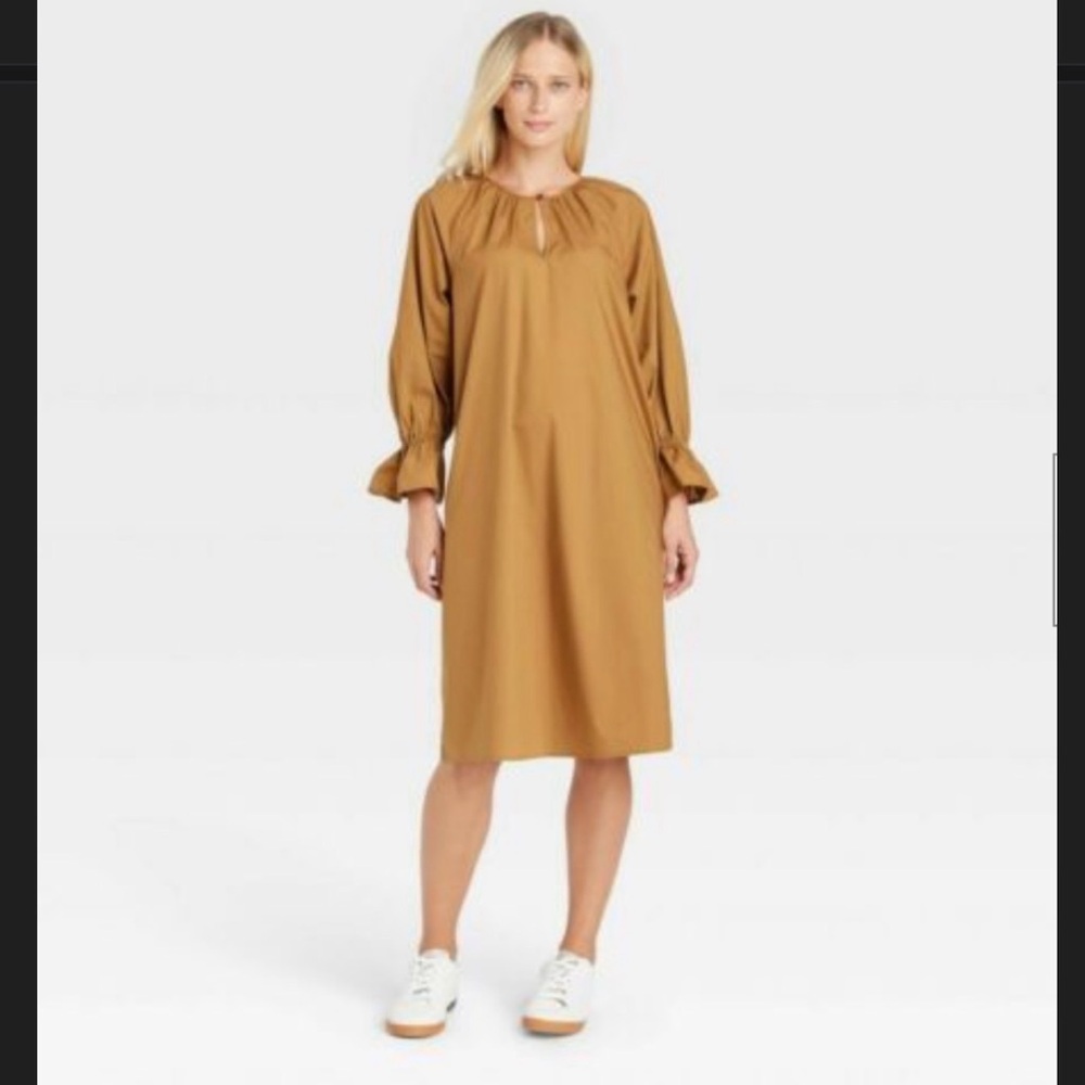 Who What Wear *Elegant Tan Dress